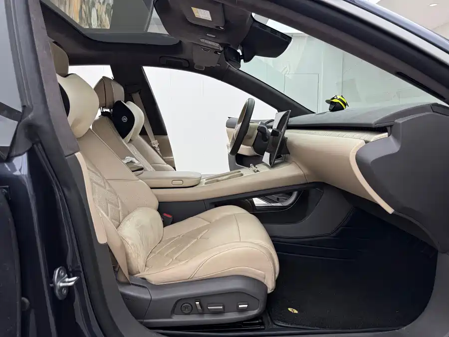 Used NIO ET7 2022 model 100kWh first edition