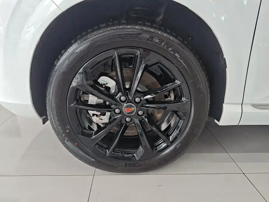 Used Hongqi HS3 PHEV 2025 model 117km Jinwei PLUS version