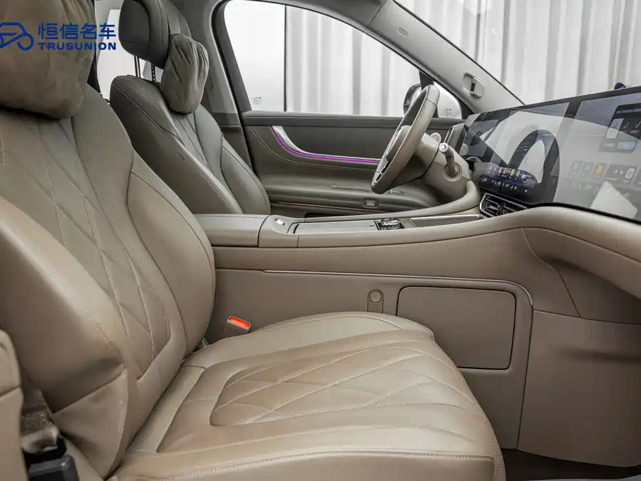 900x675_0_q87_c42_autohomecar__ChtpWGkQLu2APW9UAAO1pU5Tb2E948.jpg.webp Used AITO M9 2024 extended range Ultra version 52kWh 5-seater version