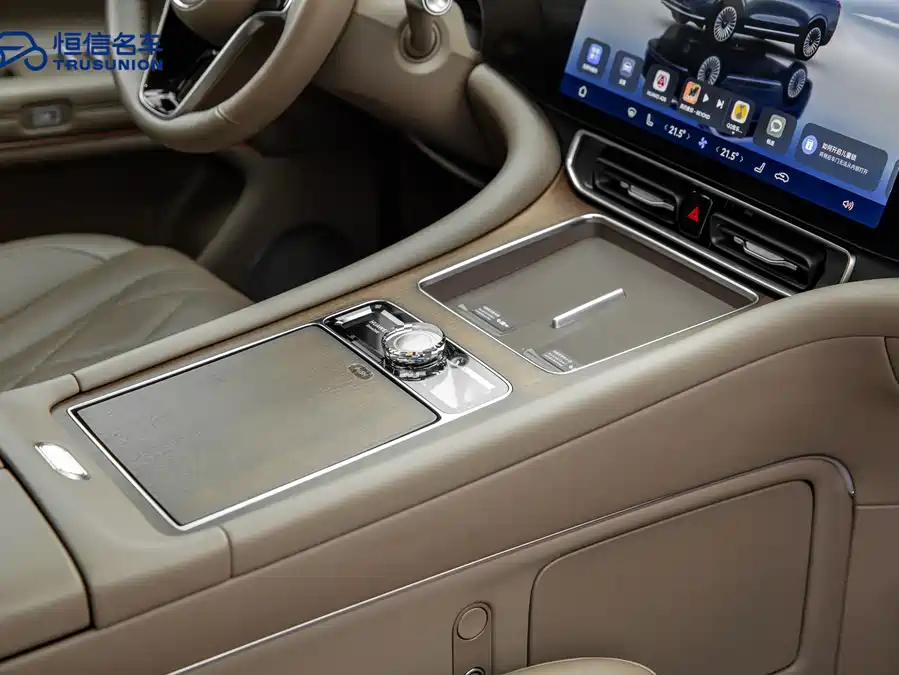 900x675_0_q87_c42_autohomecar__ChtpWGkQLumAdDM1AAOujyU28u4941.jpg.webp Used AITO M9 2024 extended range Ultra version 52kWh 5-seater version