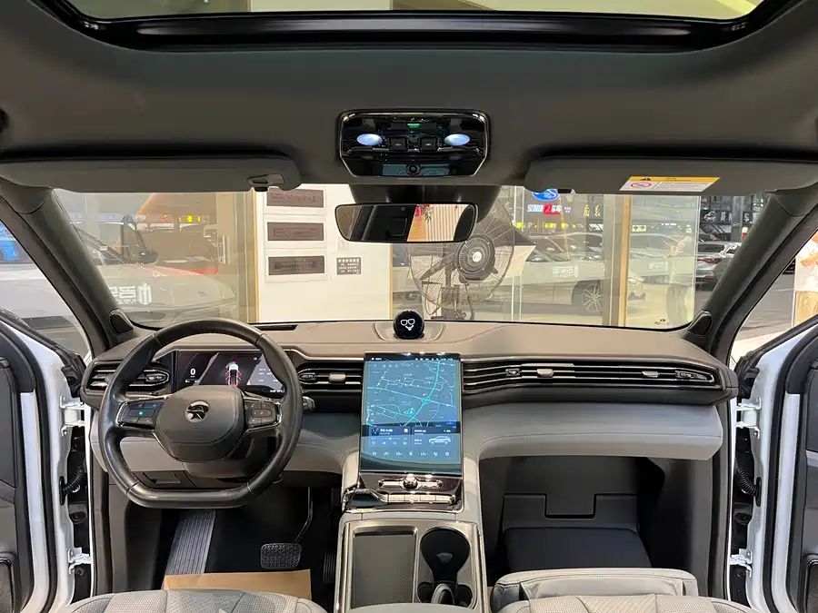 900x675_0_q87_c42_autohomecar__ChtpWGkRlB6ATnZAAAphiN_QBW8192.jpg.webp Used NIO ES8 2020 415KM six-seater version