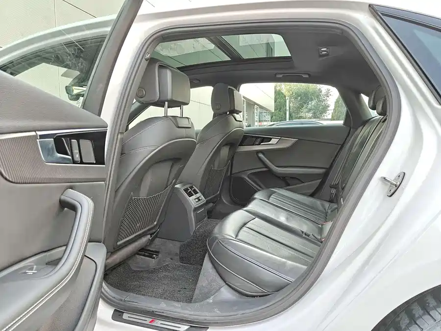 Used Audi A4L 2023 40 TFSI quattro luxury and dynamic model