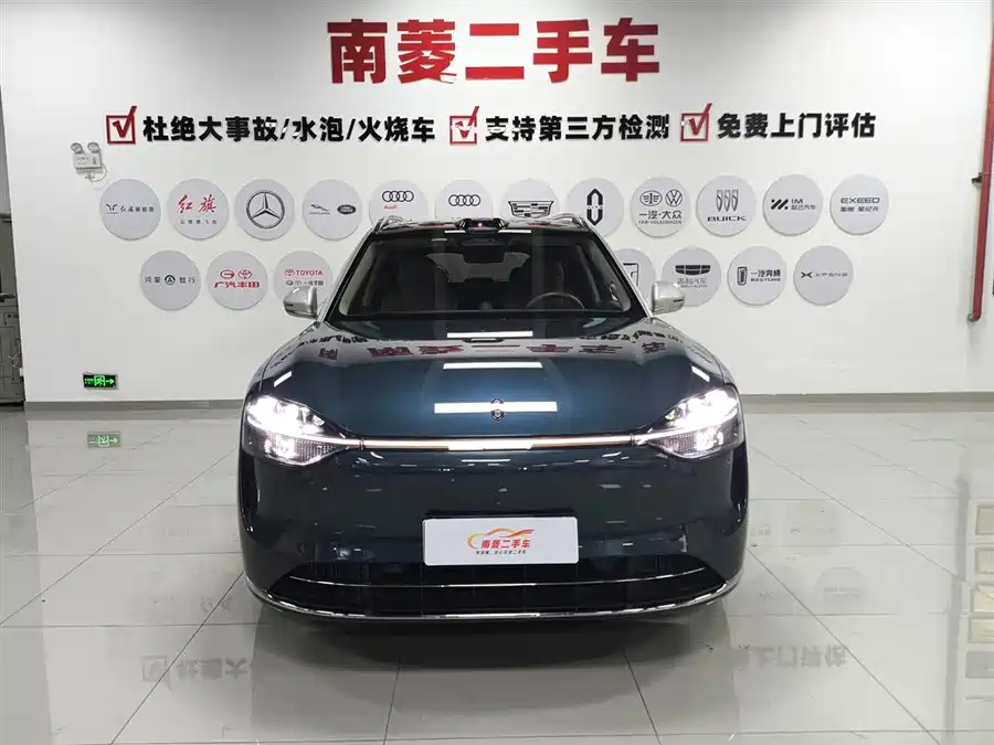 Used AITO M9 2024 extended range Ultra version 52kWh 5-seater version