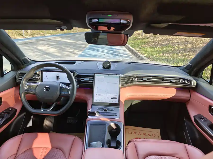 900x675_0_q87_c42_autohomecar__ChtpWGkVXHqAN_c8AAXr6sIO5-U495.jpg.webp Used NIO EC6 2020 440KM Performance Edition