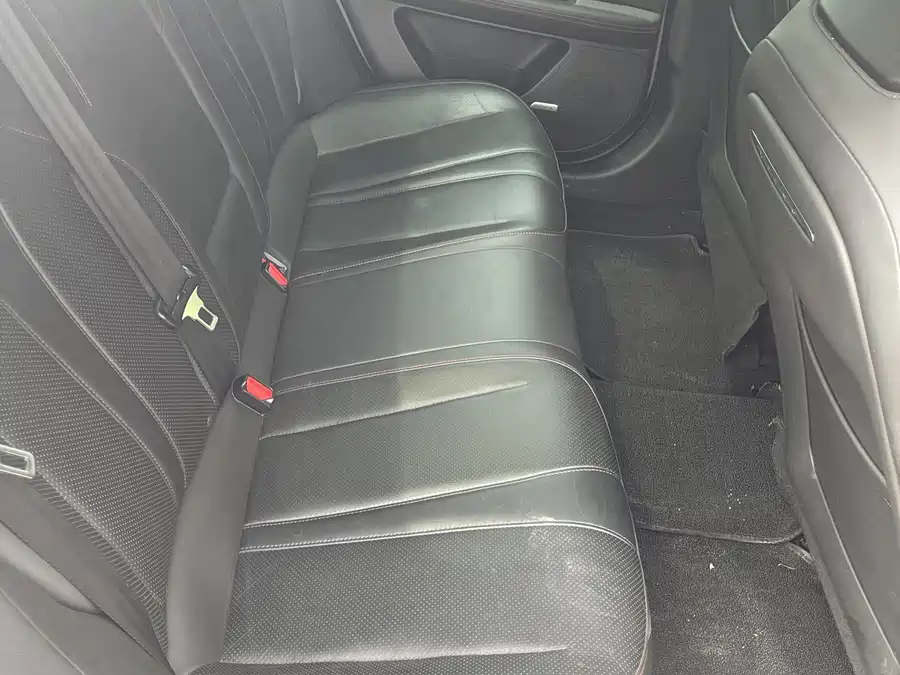 900x675_0_q87_c42_autohomecar__ChtpWGkVjV-AZLNyAAnTFPjHeMA235.jpg.webp Used Xpeng P7 2022 model 625E
