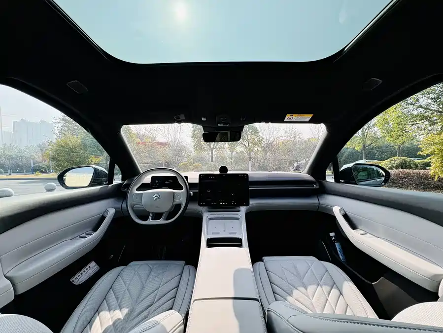 Used NIO ES6 2025 model 75kWh