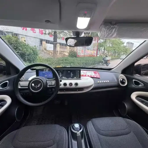 Used Wuling Bingo 2023 model 333km Yuexiang model