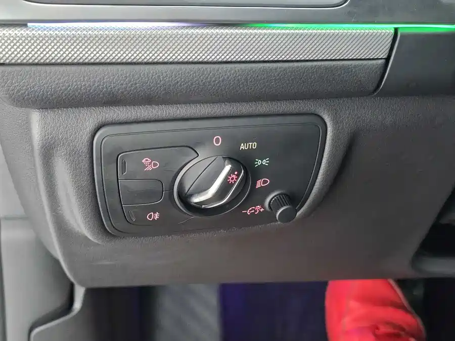 Used Audi A6L 2018 30th anniversary model 45 TFSI quattro sports