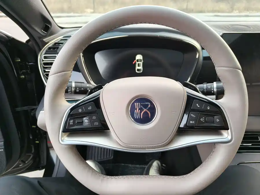 Used BYD Han 2025 EV smart driving version 701KM lidar flagship model