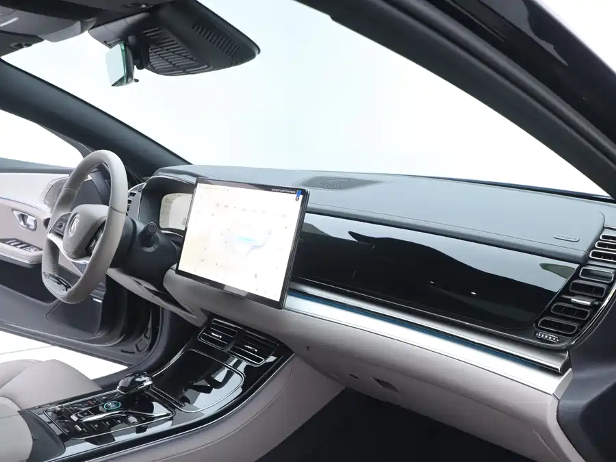 900x675_0_q87_c42_autohomecar__ChtpWGkYZ-mATN60AAbqSHxG6Dg470.jpg.webp Used BYD Han 2025 DM-i 125KM Honor Type