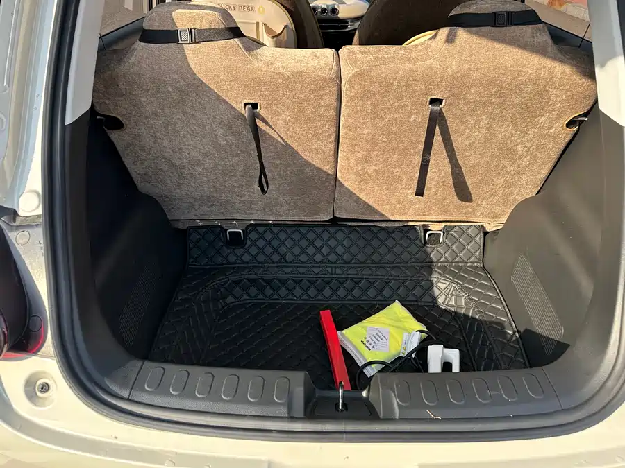 900x675_0_q87_c42_autohomecar__ChtpWGk_eg-ALpZdAAtgs_rFWtM624.jpg.webp Used Wuling Bingo 2025 model 203km light model