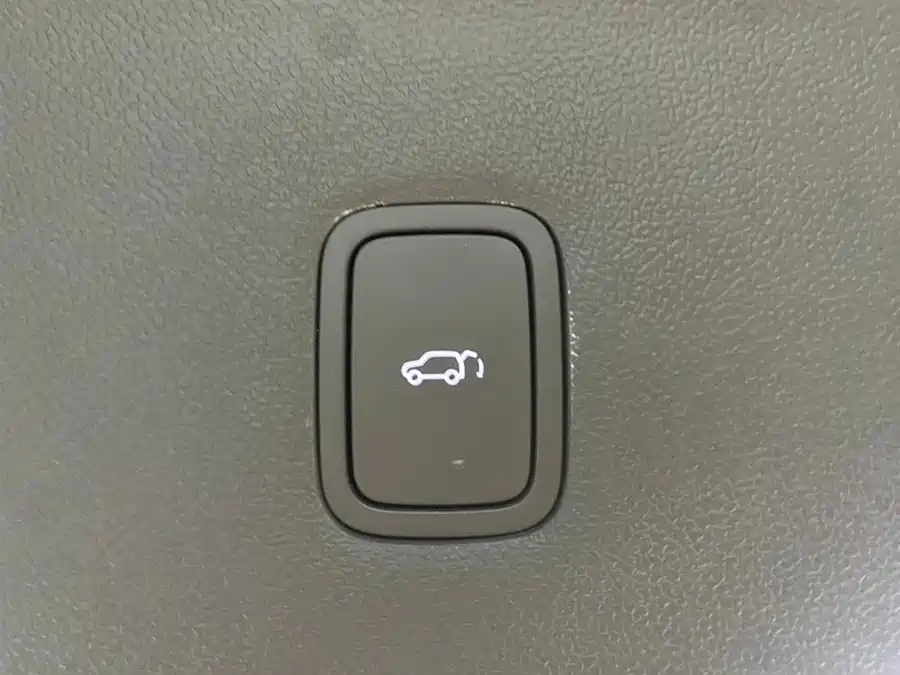 900x675_0_q87_c42_autohomecar__ChtpWGk_hJ-AFNogAAGRz0FlV5s441.jpg.webp Used AITO M9 2025 extended range Max version 52kWh 6-seater version