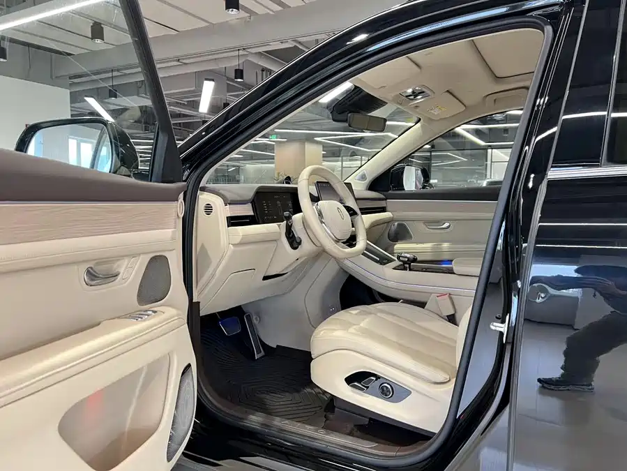 900x675_0_q87_c42_autohomecar__ChtpWGk_qgyAS9QvAARXDg71Z2M447.jpg.webp Used HUAWEI AITO M7 2024 1.5T Intelligent Driving Four-wheel Drive Ultra Version 5 Seats