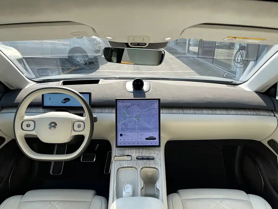 900x675_0_q87_c42_autohomecar__ChtpWGk_w0GAaICUAAej0ug3i_Y056.jpg.webp Used NIO ET7 2024 100kWh Executive Signature Edition