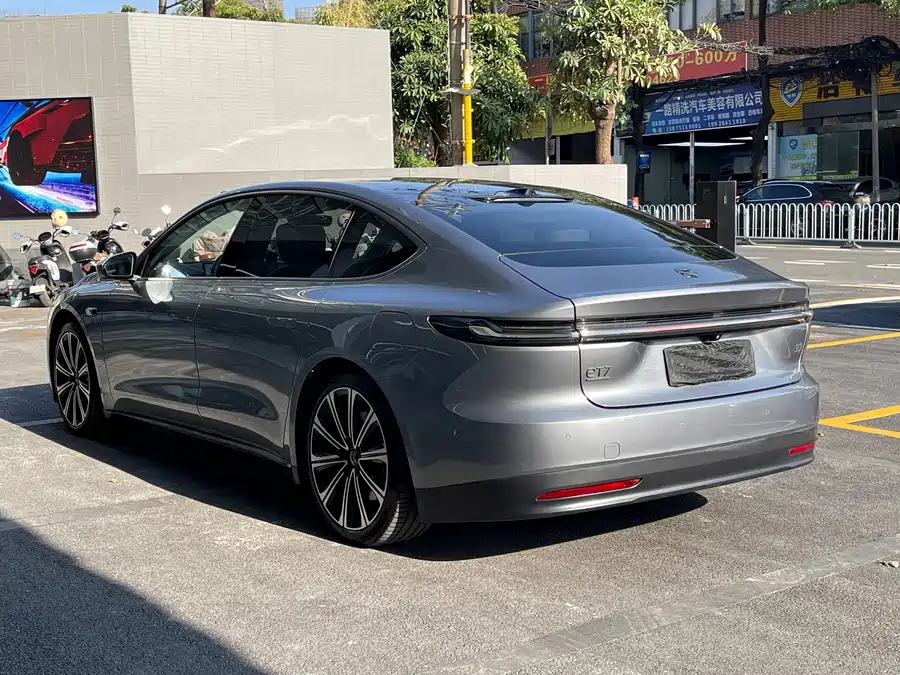 900x675_0_q87_c42_autohomecar__ChtpWGk_wzKAZECnAA1BJPSUSGc206.jpg.webp Used NIO ET7 2024 100kWh Executive Signature Edition