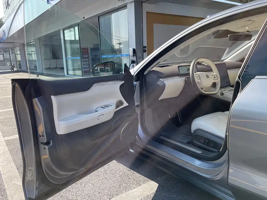 900x675_0_q87_c42_autohomecar__ChtpWGk_wzmAE8e0AAj1U4nS8PY081.jpg.webp Used NIO ET7 2024 100kWh Executive Signature Edition