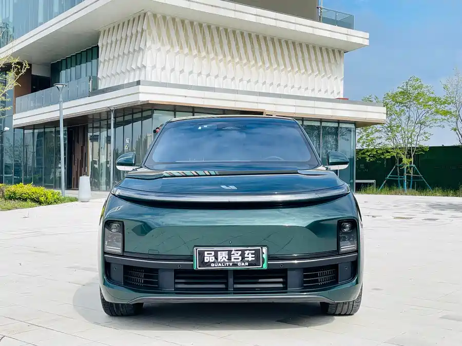 900x675_0_q87_c42_autohomecar__ChtpWGka9-WAHVicAAYkOgCvdjE026.jpg.webp Used Li Auto L9 2023 Pro