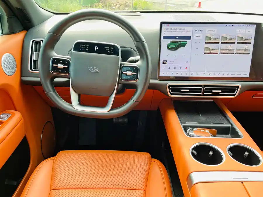 900x675_0_q87_c42_autohomecar__ChtpWGka9-mAFXzwAAXuo5XDw_Q063.jpg.webp Used Li Auto L9 2023 Pro