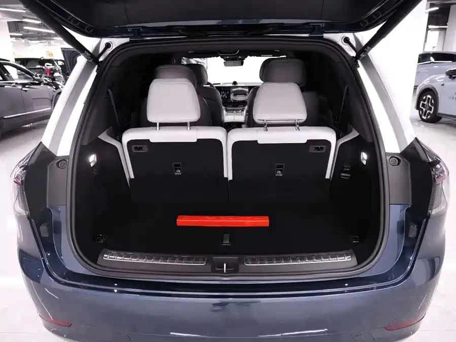 Used AITO M9 2024 extended range Ultra version 42kWh 6-seater version