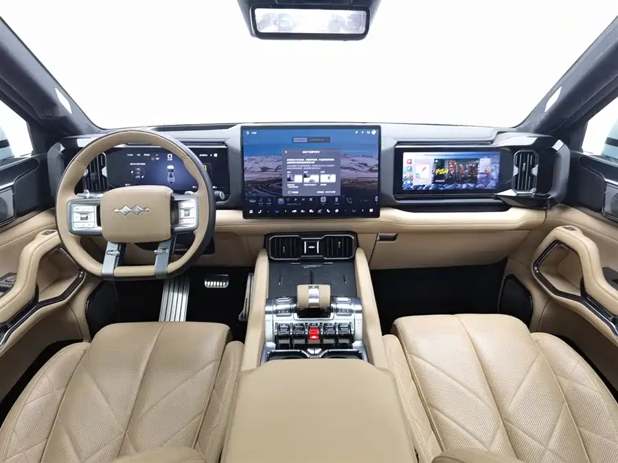 900x675_0_q87_c42_autohomecar__ChtpWGkdXOGAXJhjAAH0O-NNxYg592.jpg.webp Used BYD Leopard 8 2025 Zhiyong flagship version 7 seats