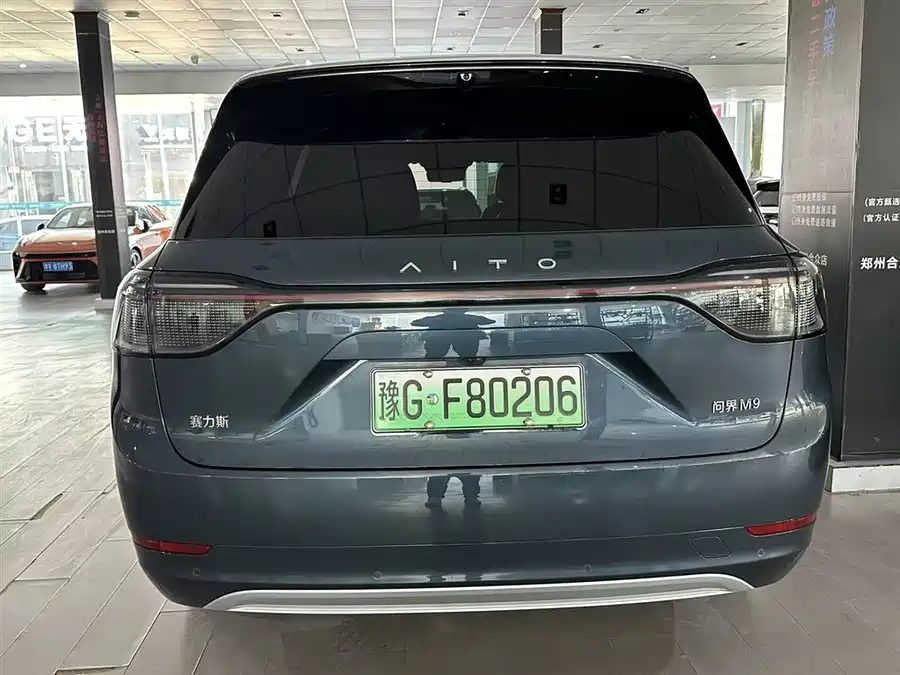 Used AITO M9 2024 extended range Ultra version 42kWh 6-seater version