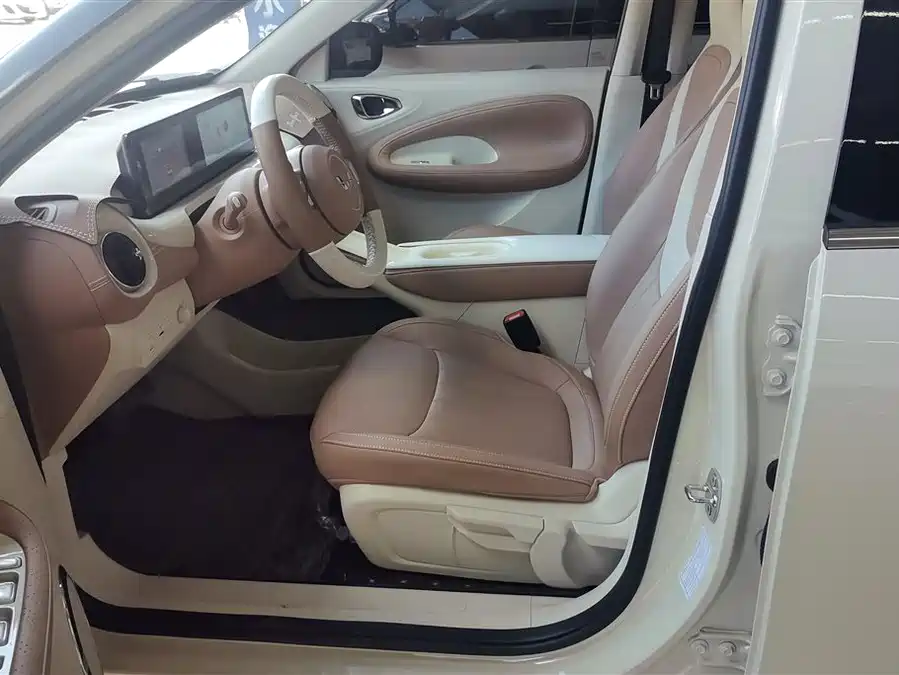 Used Wuling Bingo 2025 model 333km Lingxi Internet model