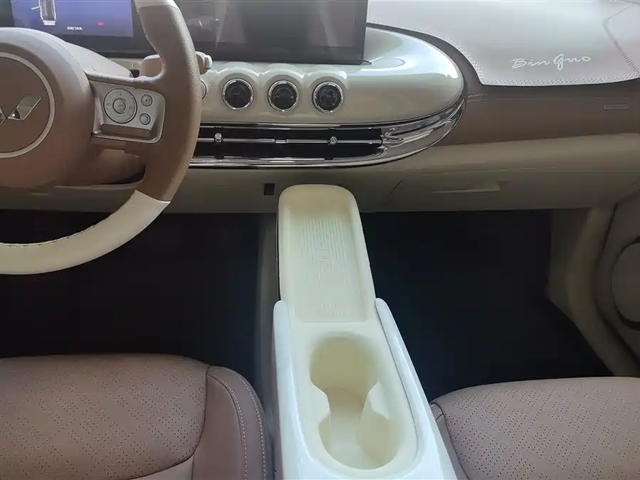 Used Wuling Bingo 2025 model 333km Lingxi Internet model