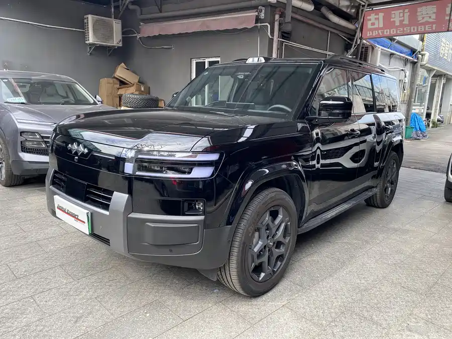 900x675_0_q87_c42_autohomecar__ChtpWGkfBA2Adk6TAAlKpY6d9mg700.jpg.webp Used BYD Leopard Titanium 7 2025 190KM four-wheel drive Ultra version