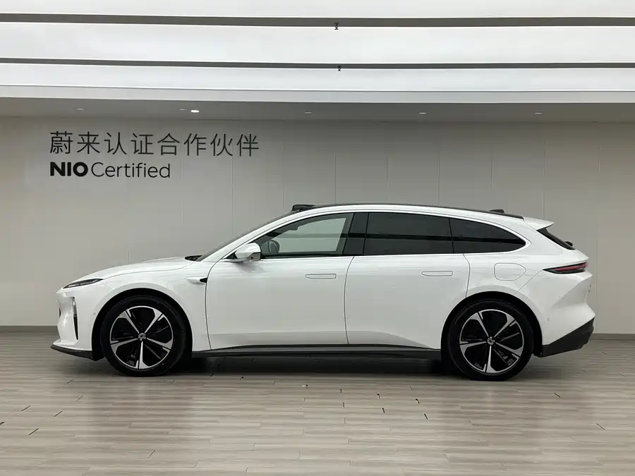 Used NIO ET5T 2023 model 100kWh Touring