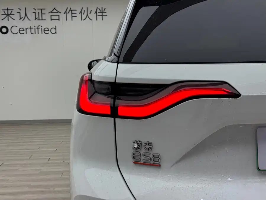 900x675_0_q87_c42_autohomecar__ChtpWGkiediARpm3AAdDX-l6oFo115.jpg.webp Used NIO ES8 2020 415KM Signature Edition Six-Seater Edition