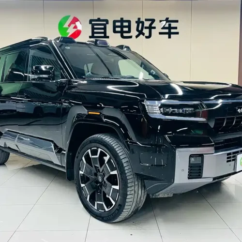 900x675_0_q87_c42_autohomecar__ChtpWGkiq0aAQ9pRAAmqDB4_rh8881.jpg.webp Used BYD Leopard 8 2025 Zhiyong flagship version 6 seats