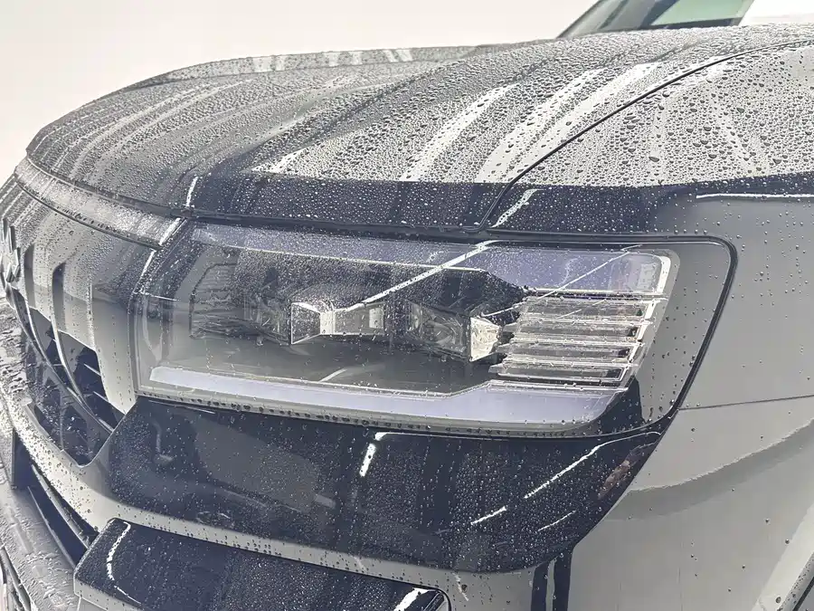 Used BYD Leopard 8 2025 Zhiyong flagship version 7 seats