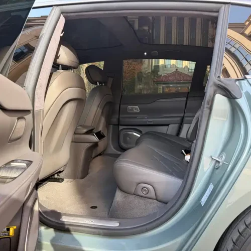 900x675_0_q87_c42_autohomecar__ChtpWGkmrnGAbM7HAAk2lrkel8A707.jpg.webp Used NIO ET7 2022 model 100kWh first edition