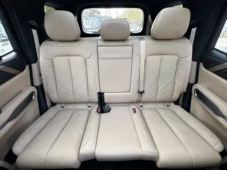 900x675_0_q87_c42_autohomecar__ChtpWGknq0GAf6EXAARRnHPSeKo333.jpg.webp Used BYD Leopard 8 2025 Zhiyong Deluxe Edition 7 seats