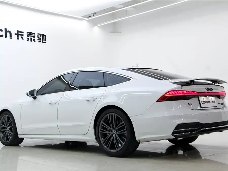 900x675_0_q87_c42_autohomecar__ChtpWGkpWzSAHPoAAAEwsJFdVcc779.jpg.webp Used Audi A7 2023 45 TFSI Premium Selection