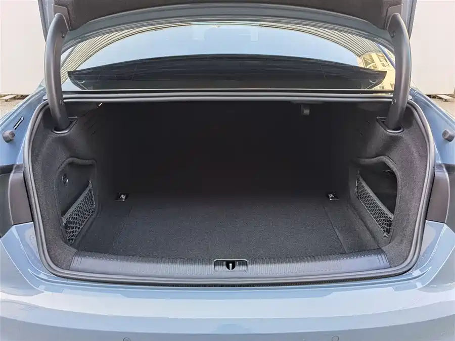 Used Audi A4L 2022 40 TFSI quattro RS kit combustion speed type