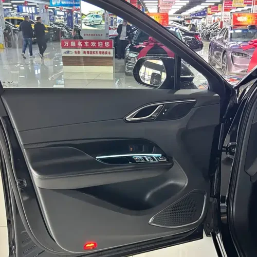 900x675_0_q87_c42_autohomecar__ChtpWGkruiWAFNxhAArvT_0sLmw851.jpg.webp Used Hongqi HS3 PHEV 2024 115km Jinwei Edition