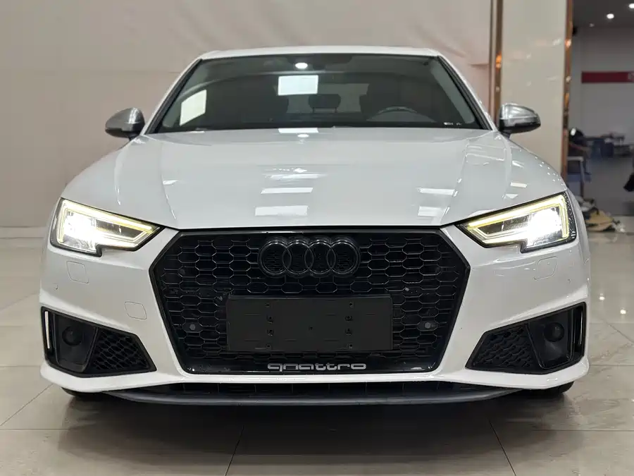 Used Audi A4L 2019 45 TFSI quattro personalized sports version National V