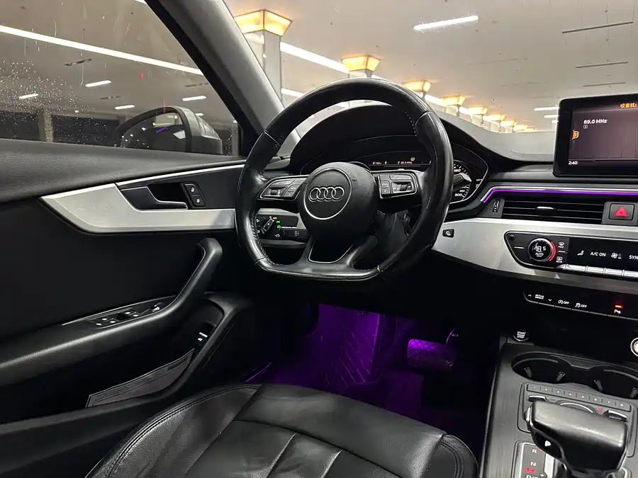 Used Audi A4L 2019 45 TFSI quattro personalized sports version National V