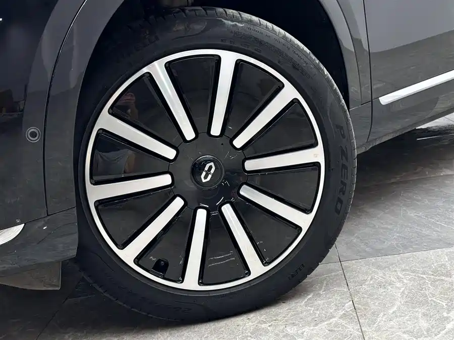 Used AITO M9 2024 extended range Ultra version 42kWh 6-seater version