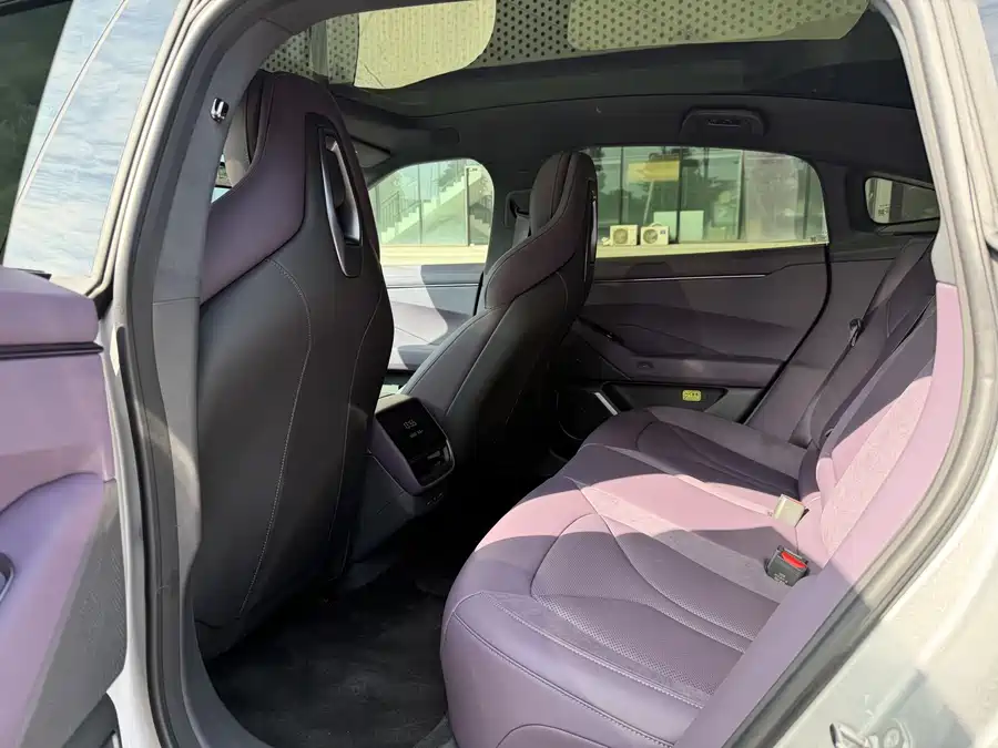 900x675_0_q87_c42_autohomecar__ChtpWGktXJ-AaaZ4AAbmLY5U5cs912.jpg.webp Used Xpeng P7 2025 702 Long Battery Life Ultra