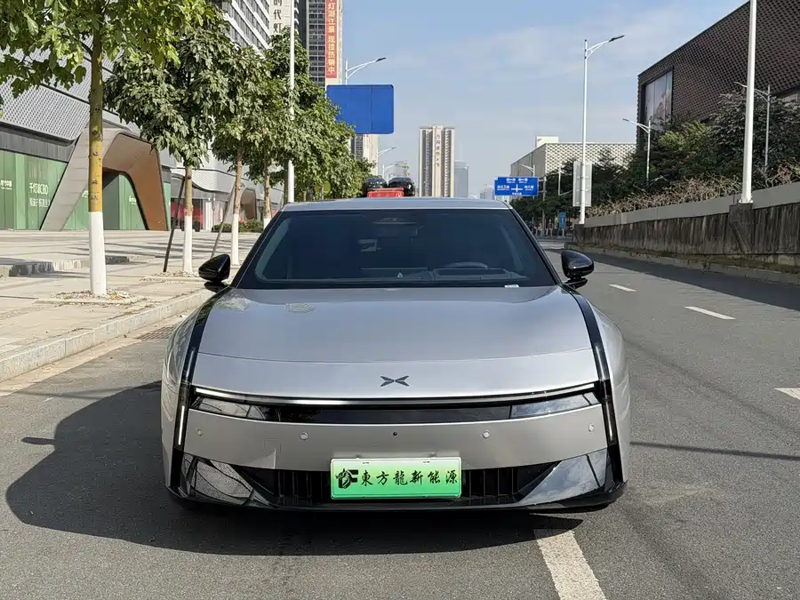 900x675_0_q87_c42_autohomecar__ChtpWGktXJmAGQyTAAzBHJIWsaY419.jpg.webp Used Xpeng P7 2025 702 Long Battery Life Ultra