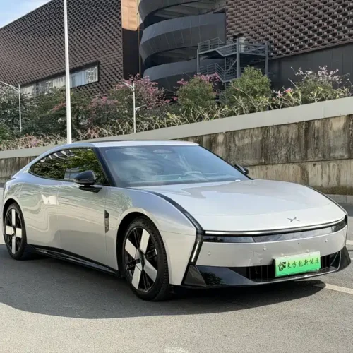 900x675_0_q87_c42_autohomecar__ChtpWGktXJqAP5uwAA5NHzWZBbs012.jpg.webp Used Xpeng P7 2025 702 Long Battery Life Ultra