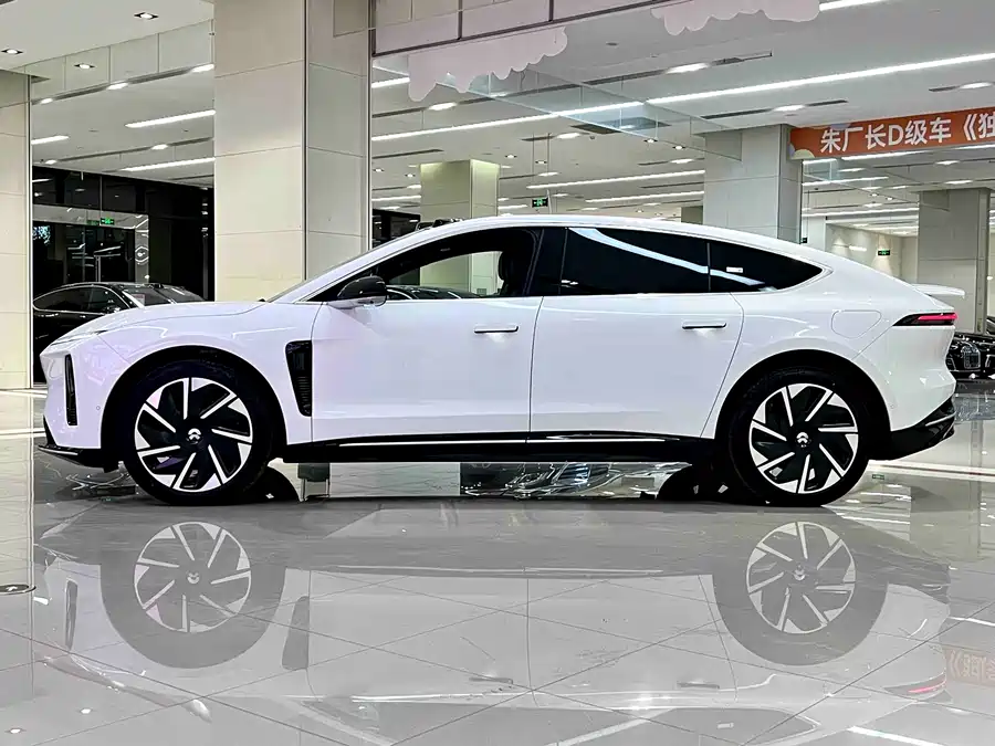 Used NIO ET9 2025 model 102kWh