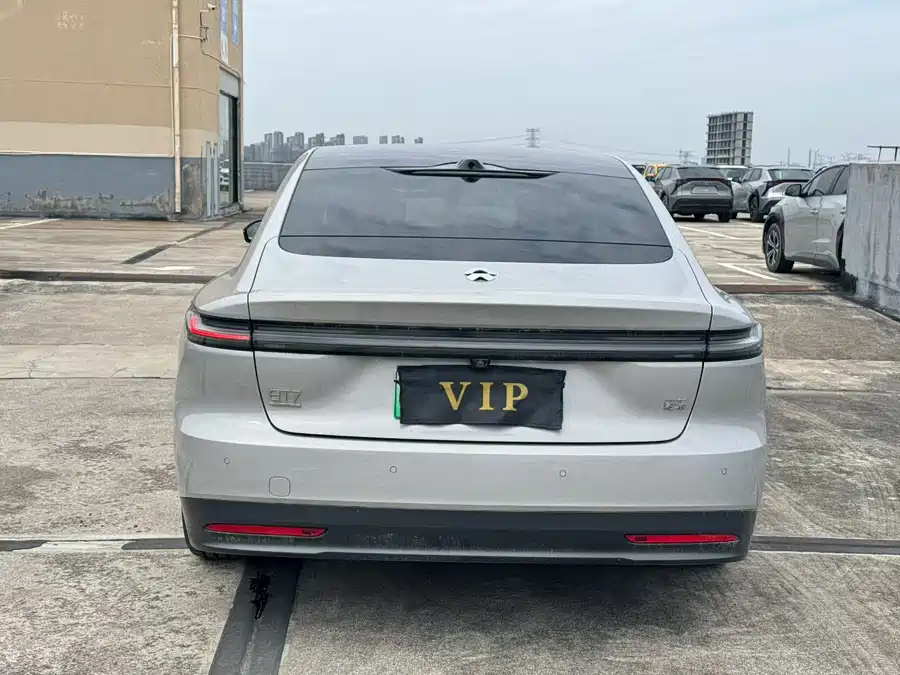 900x675_0_q87_c42_autohomecar__ChtpWGkvz6-ANi-yAAZaN4j1YMs239.jpg.webp Used NIO ET7 2024 75kWh Executive Signature Edition