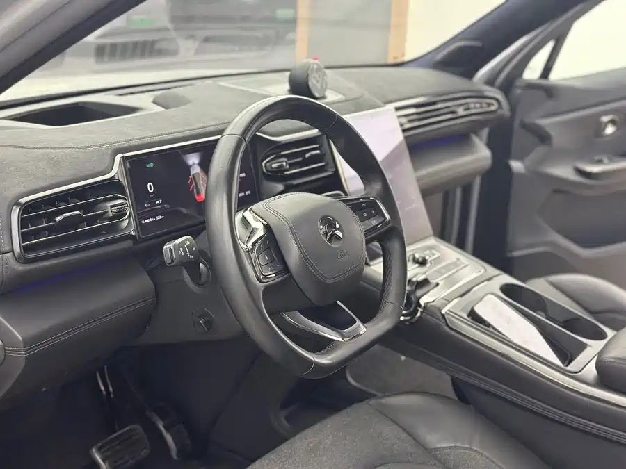 900x675_0_q87_c42_autohomecar__ChtpWGkxPbeAPIOcAAZBWOms7a4407.jpg.webp Used NIO EC6 2020 615KM Performance Edition