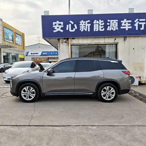 900x675_0_q87_c42_autohomecar__ChtpWGkxVdGAakxTAAmCMKi0A70281.jpg.webp Used NIO ES8 2018 model 355KM base version six-seater version