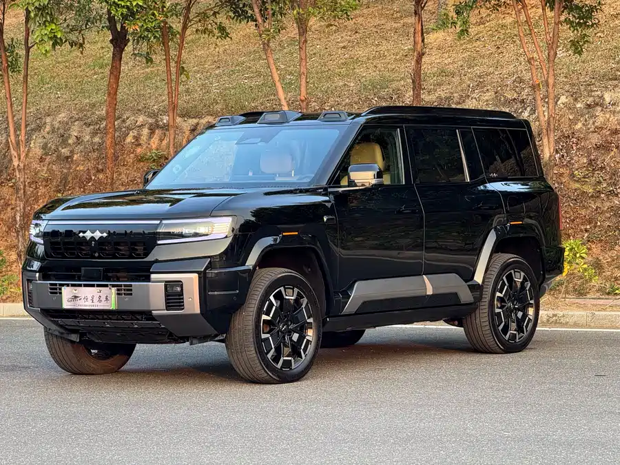 900x675_0_q87_c42_autohomecar__ChtpWGkxW7CAVxbDABCSgMQt29Y973.jpg.webp Used BYD Leopard 8 2025 Zhiyong flagship version 7 seats