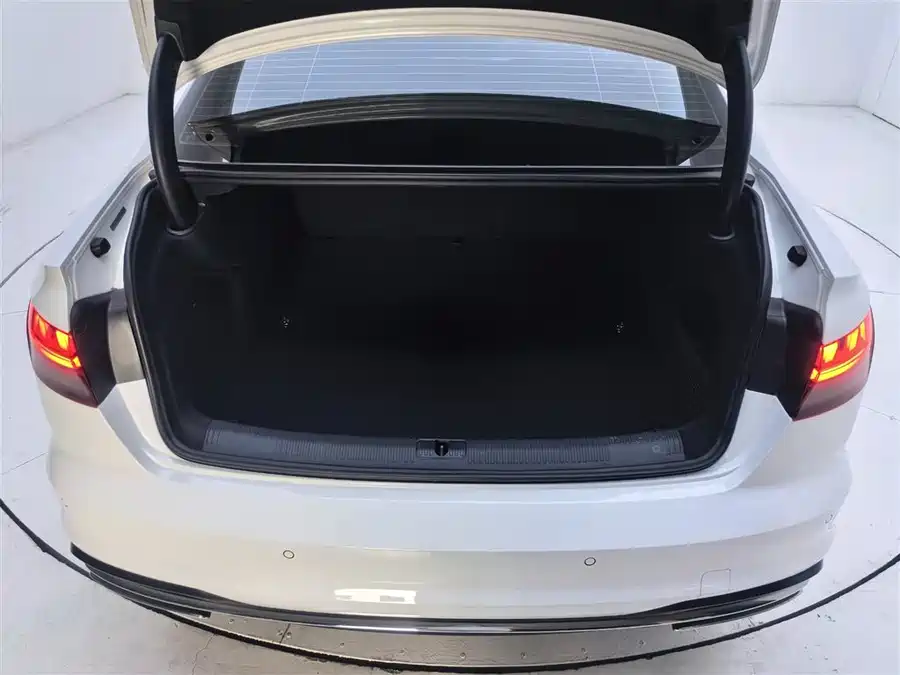 Used Audi A4L 2020 40 TFSI Fashionable and Elegant