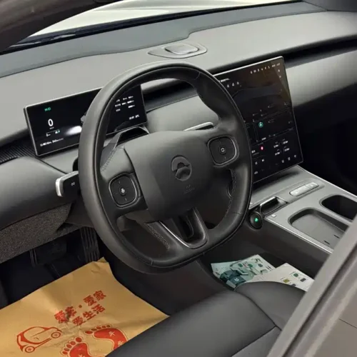 900x675_0_q87_c42_autohomecar__ChtpWGkybSyANzO8AAh4lldGGjM729.jpg.webp Used NIO ET5T 2024 model 75kWh Touring